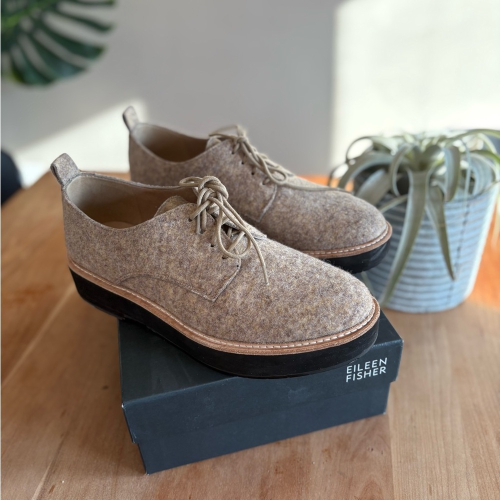 Eileen Fisher NIMS Felt Oatmeal Oxfords W11 • LIKE NIB • new dust bag included - Picture 5 of 17